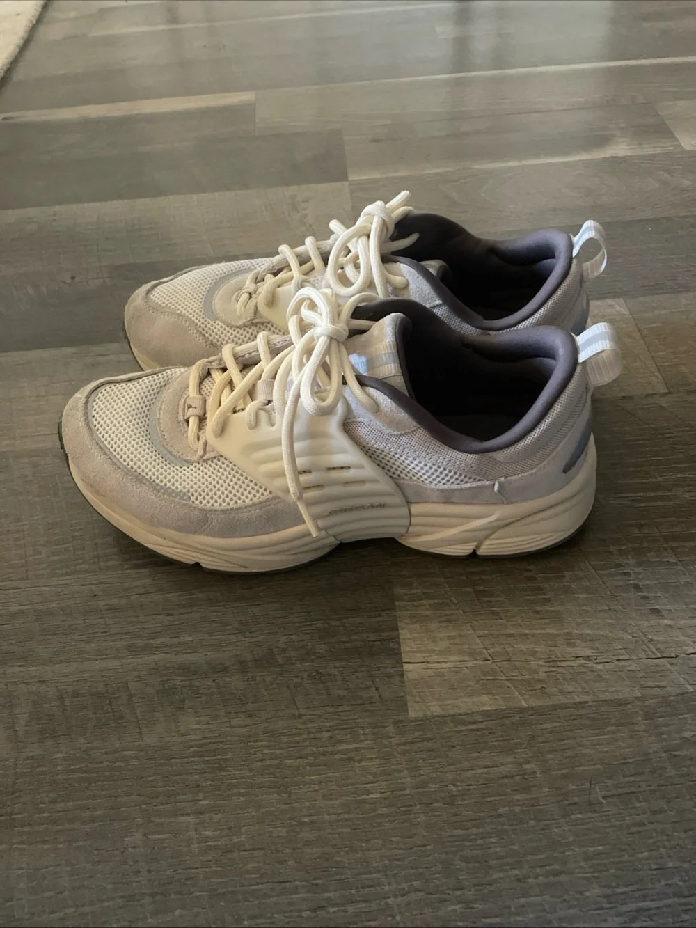 Jordan Trunner O/S Brown Size 12 IB3722-101
